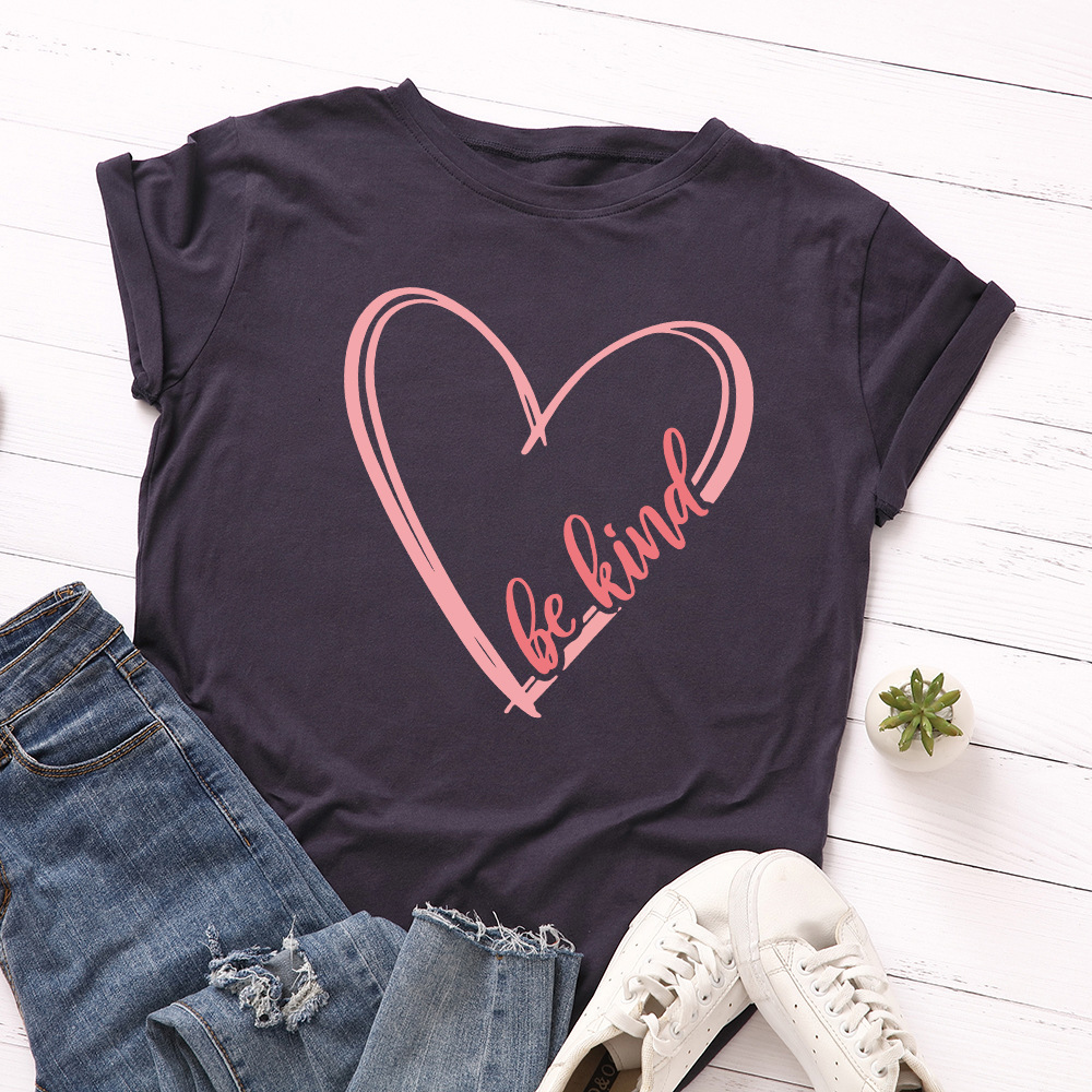 Heart-Shaped Love Short-Sleeved T-Shirt 8
