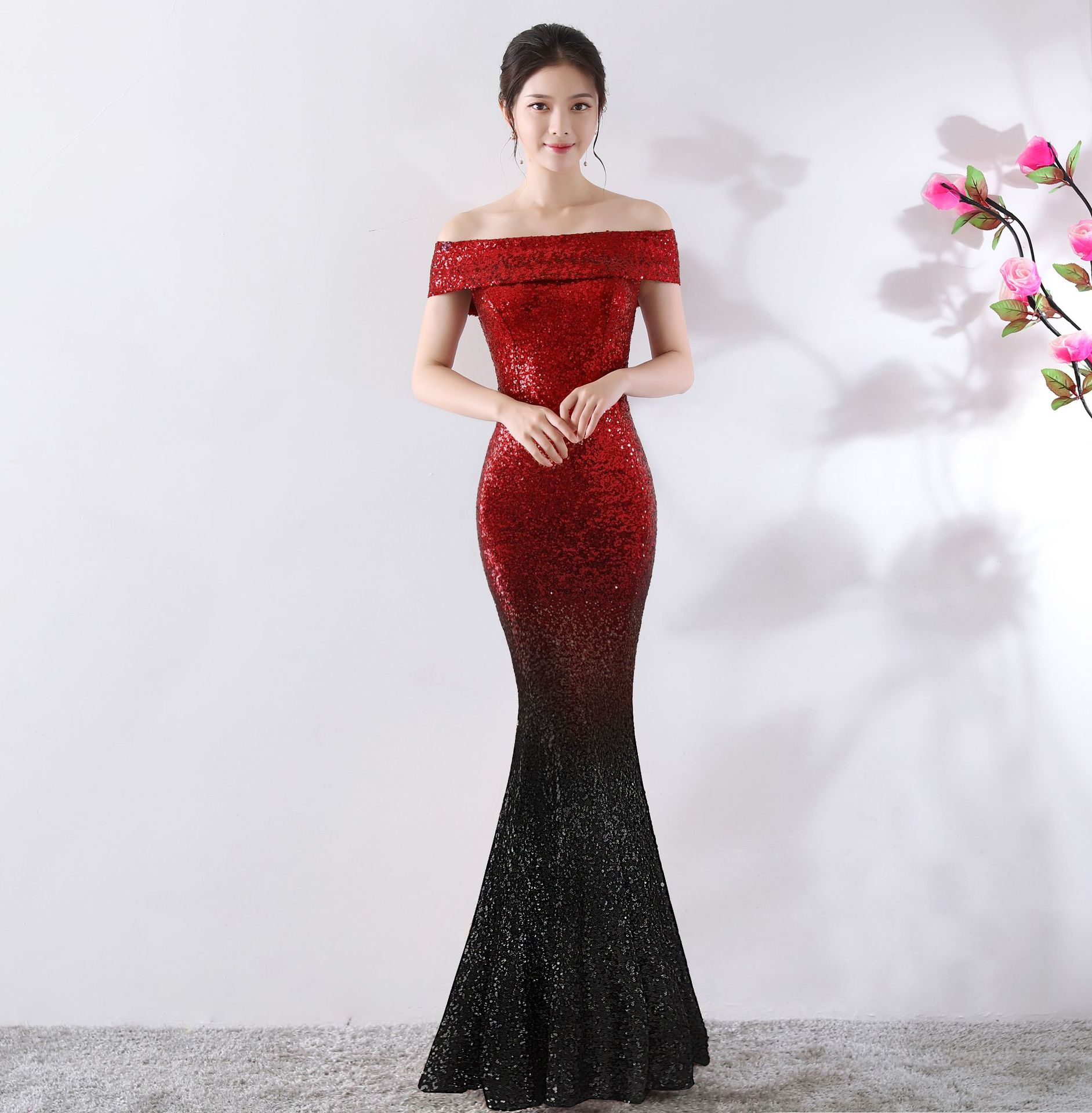 Slim-Fit Long Dress for Birthday Parties and Hosts