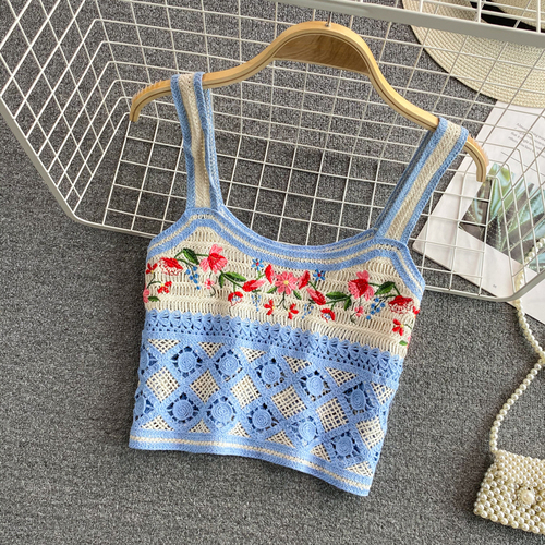 Women's Embroidered Knit Sleeveless Top 2