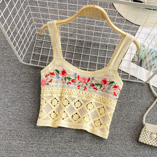 Women's Embroidered Knit Sleeveless Top 3