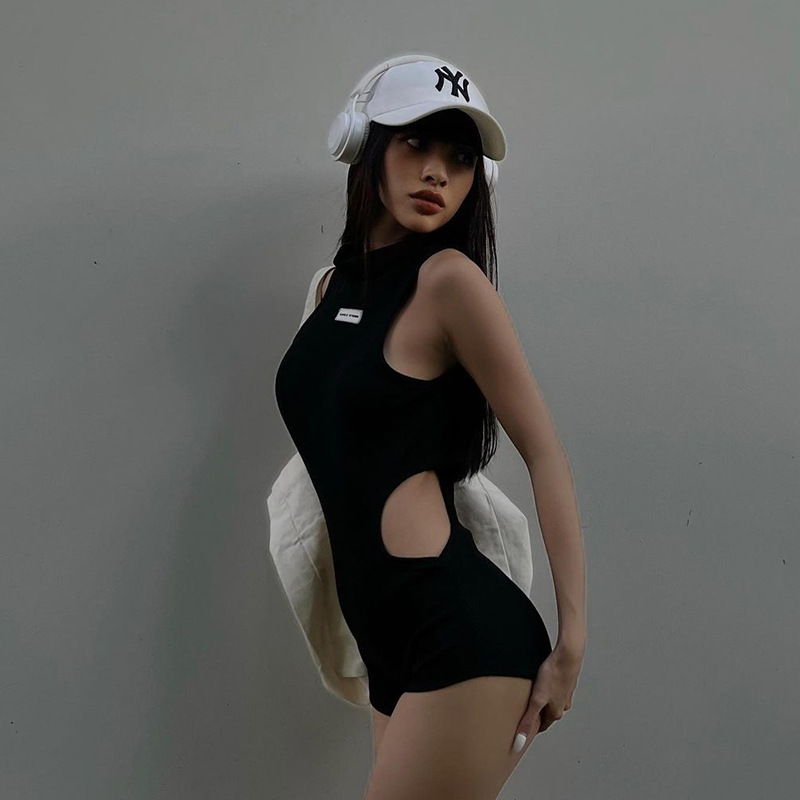 Sleeveless Slim Fit Half Turtleneck Jumpsuit 5