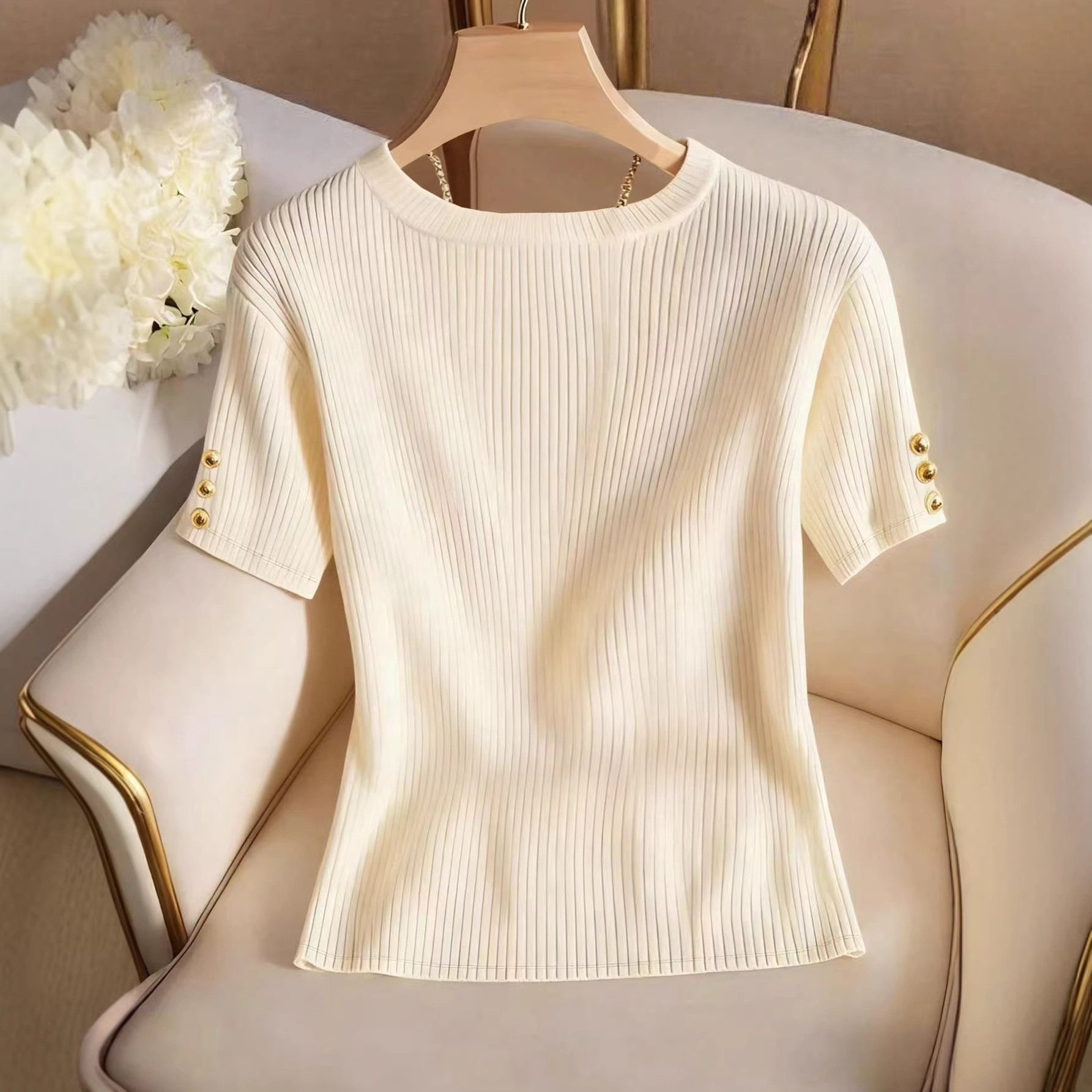 Women's Solid Color Knitted Round Neck Top 2