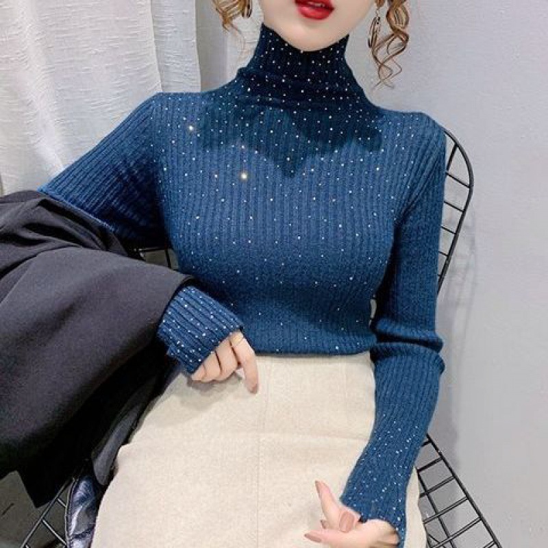 Thick Knitted Sweater with Stars and Rhinestones