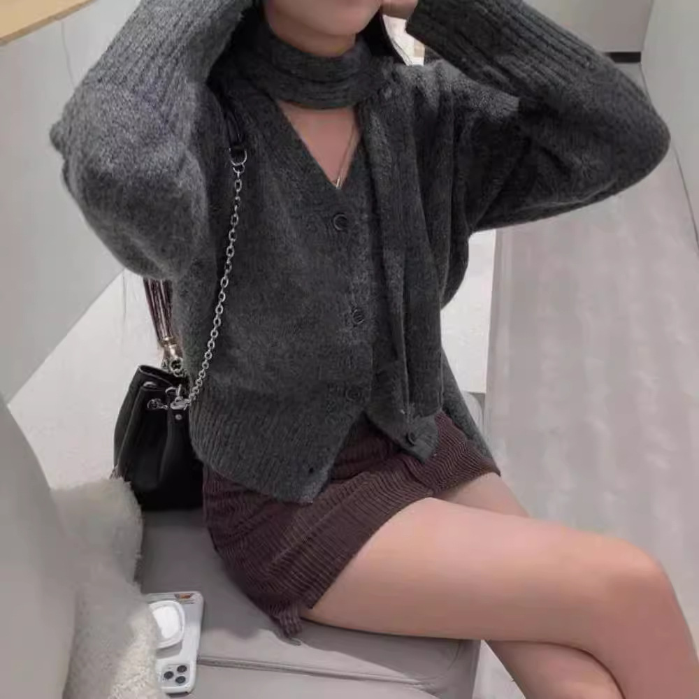 Women's Long-Sleeve V-Neck Sweater with Scarf Design