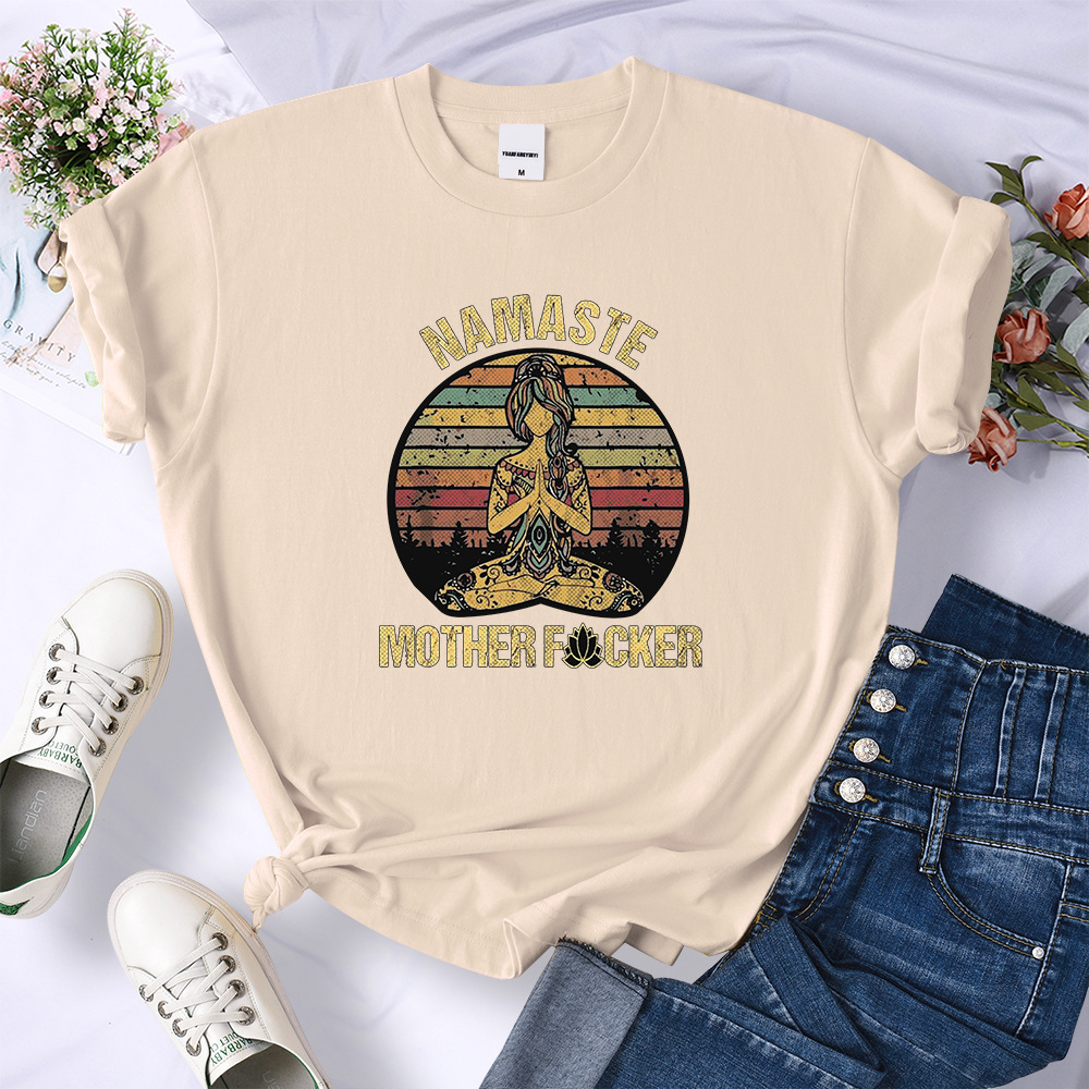 Retro Hermitage Mother T-Shirt 3