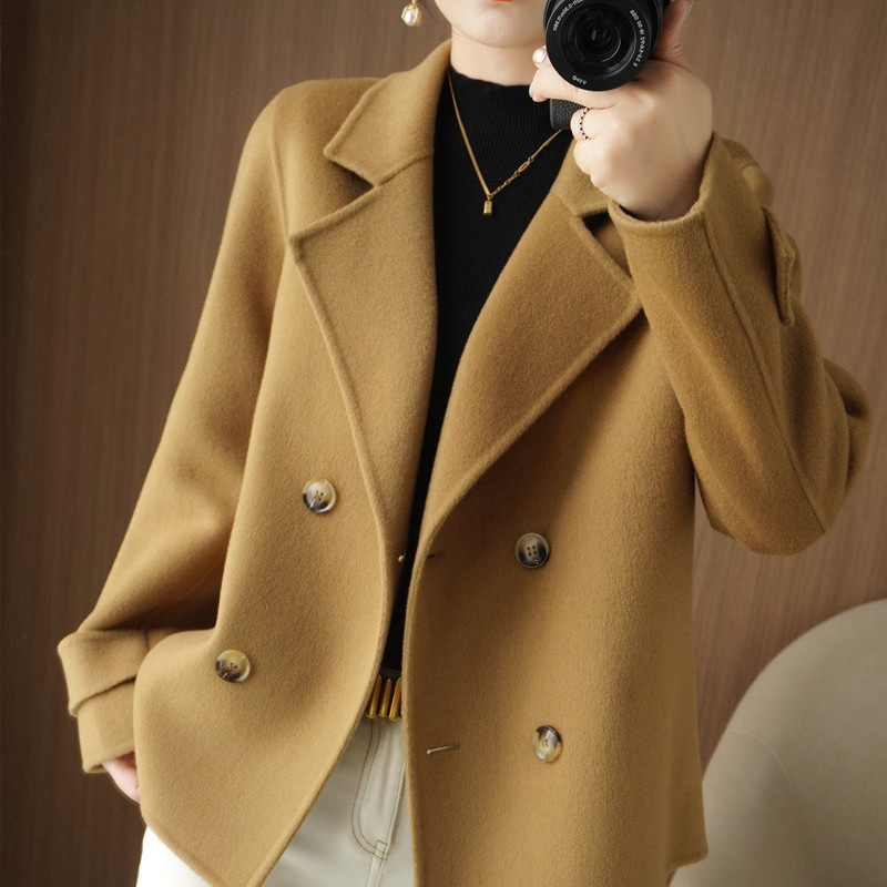 Elegant fashionable women's coat