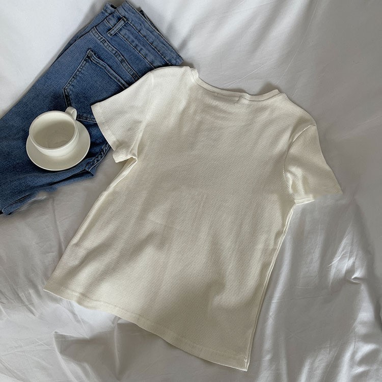 Women's Solid Color Slim-fit Crop Top 2