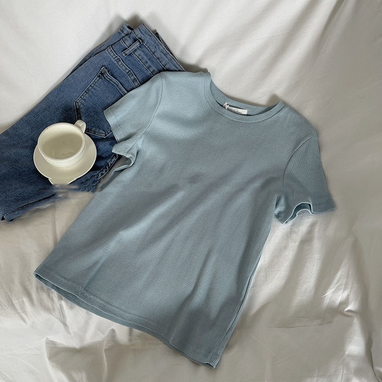 Women's Solid Color Slim-fit Crop Top 8