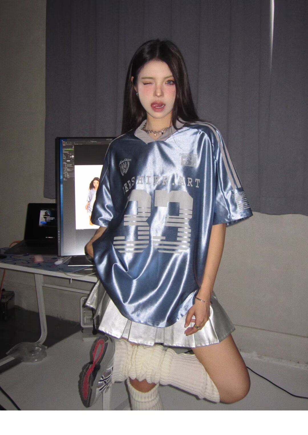 Retro V-Neck Letter Print Short Sleeve Top 3